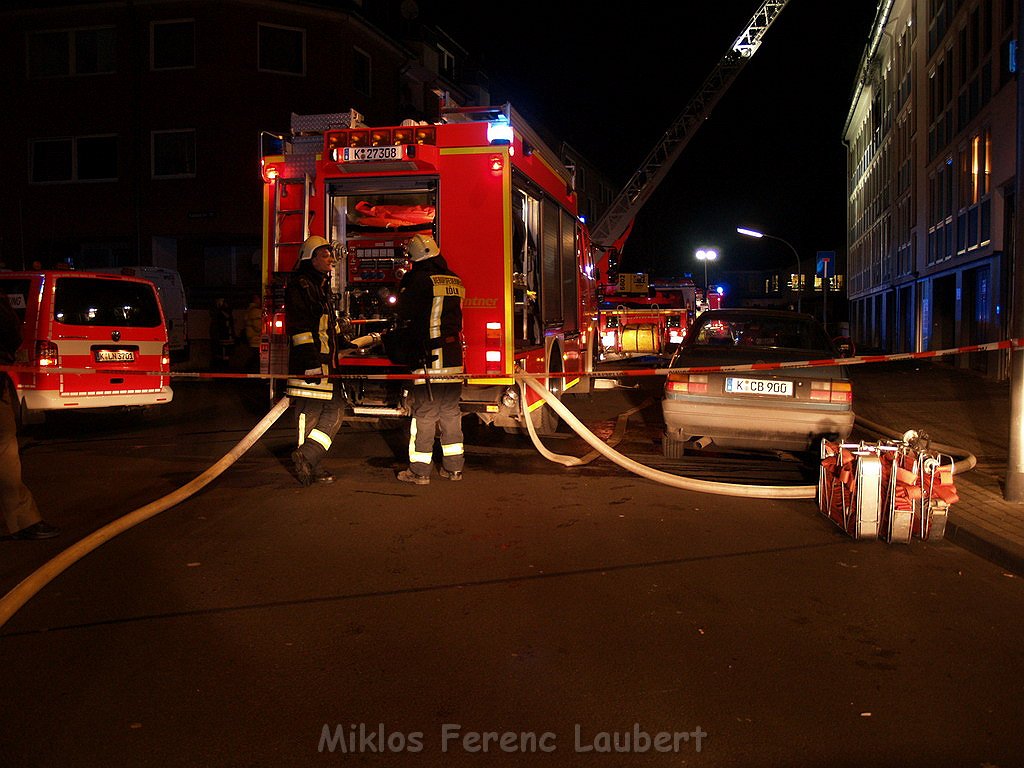 Feuer 3 Koeln Hoehenberg Bochumerstr 057.JPG